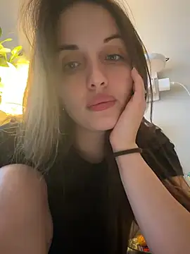 AmiLavs online show from March 21, 2026, 3:16 pm