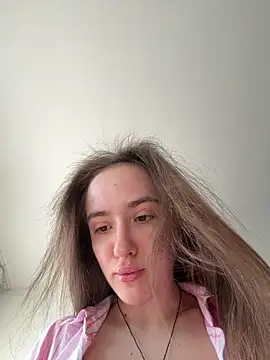 Snapshot of EmilyWi_ chatting on March 3, 2026, 1:29 pm EmilyWi online show from March 3, 2026, 1:29 pm