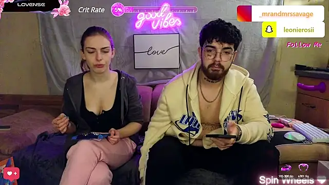 MrAndMrsSavage online show from January 28, 2025, 10:01 pm