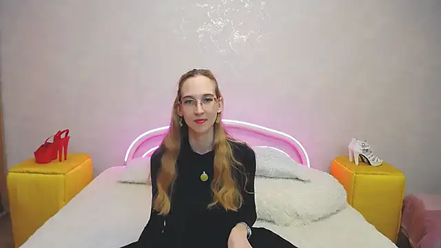 KlaryBrait online show from January 21, 2025, 6:33 am