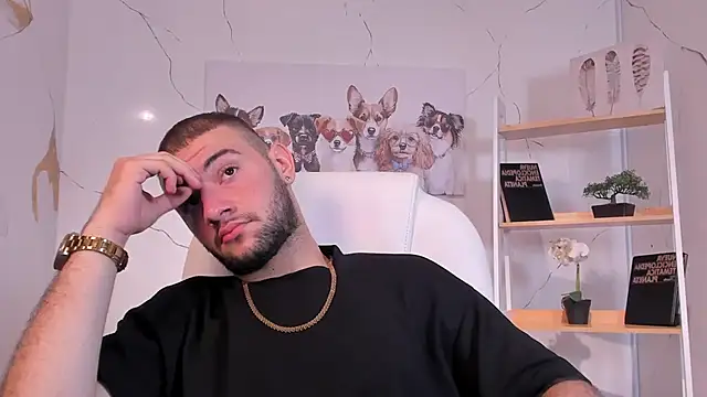 Snapshot of MaximusDick1_ chatting on October 29, 2025, 4:22 am MaximusDick1  online show from October 29, 2025, 4:22 am