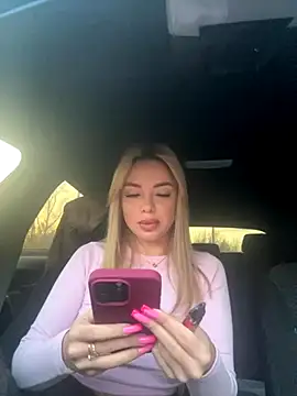 Snapshot of Gabriella_Hot_ chatting on October 27, 2025, 12:55 am Gabriella Hot online show from October 27, 2025, 12:55 am