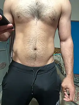 mrweapon7 online show from December 26, 2024, 12:49 pm