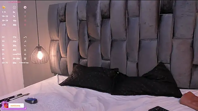 Lorena Vieira  online show from February 23, 2025, 10:53 pm