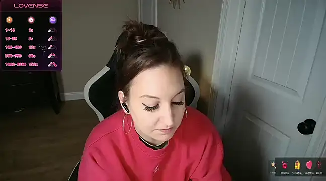 Snapshot of Brooklyn_Bee chatting on March 21, 2025, 12:40 am Brooklyn Bee online show from March 21, 2025, 12:40 am