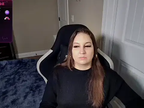 Snapshot of Brooklyn_Bee chatting on February 24, 2025, 12:20 am Brooklyn Bee online show from February 24, 2025, 12:20 am