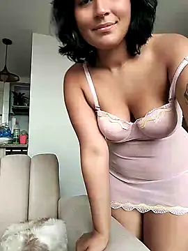 Pauilina online show from January 6, 2025, 9:32 pm