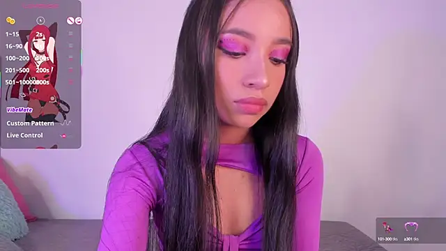 Snapshot of Mereo_leona chatting on October 10, 2025, 11:27 pm Mereo leona online show from October 10, 2025, 11:27 pm