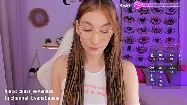 Snapshot of Cassie_Ice chatting on March 5, 2025, 3:40 am Cassie Ice online show from March 5, 2025, 3:40 am