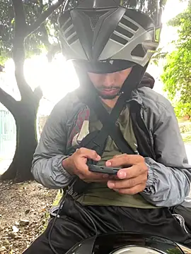 andy 0018 online show from April 28, 2026, 2:32 pm