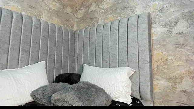 andy 0018 online show from March 5, 2025, 7:06 pm