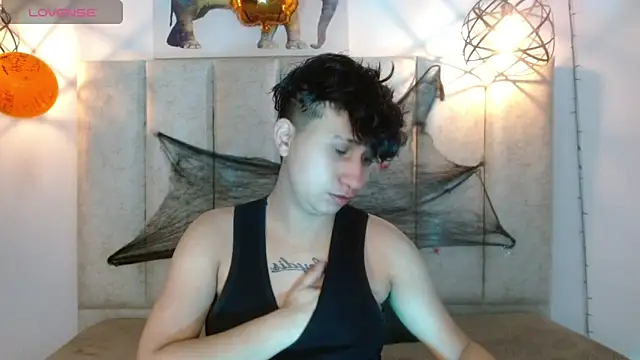 Snapshot of Im_Milan_Rs chatting on October 18, 2025, 4:25 am Im Milan Rs online show from October 18, 2025, 4:25 am