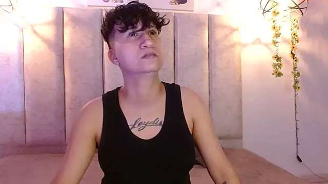 Snapshot of Im_Milan_Rs chatting on October 10, 2025, 4:02 am Im Milan Rs online show from October 10, 2025, 4:02 am