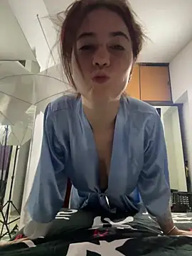HannaSmiith online show from March 7, 2025, 10:24 am
