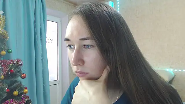 --Model--2 online show from January 9, 2025, 12:09 pm