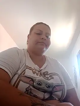 Snapshot of carola_hotwife chatting on October 21, 2025, 12:59 pm carola hotwife online show from October 21, 2025, 12:59 pm