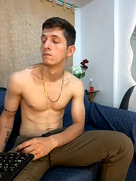 Snapshot of Bodyxx23 chatting on September 26, 2025, 12:06 am Bodyxx23 online show from September 26, 2025, 12:06 am