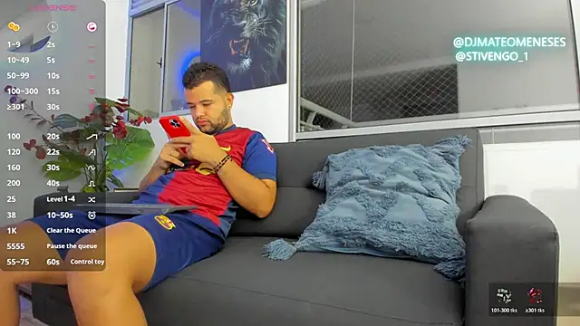 Snapshot of MattMeness chatting on November 6, 2025, 8:51 am MattMeness online show from November 6, 2025, 8:51 am