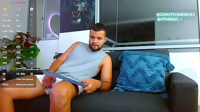 Snapshot of MattMeness chatting on October 21, 2025, 9:19 am MattMeness online show from October 21, 2025, 9:19 am