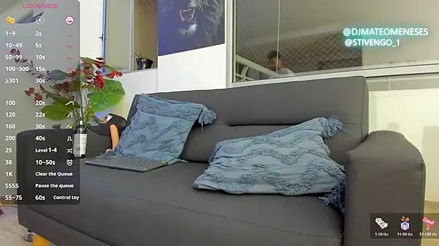 Snapshot of MattMeness chatting on November 5, 2025, 8:50 am MattMeness online show from November 5, 2025, 8:50 am