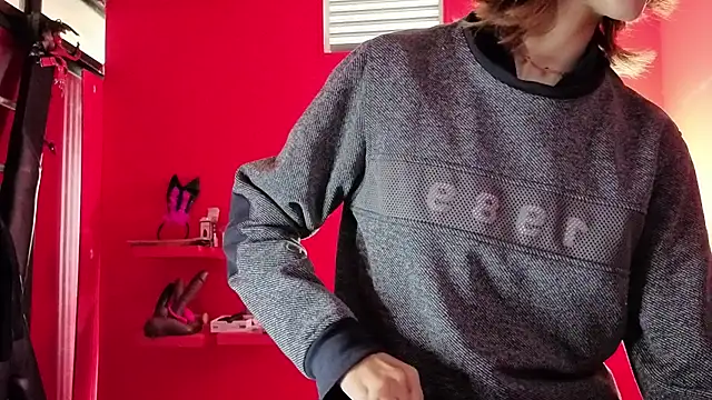 Snapshot of Ambar_Roux_ chatting on February 27, 2026, 12:49 pm Ambar Roux online show from February 27, 2026, 12:49 pm