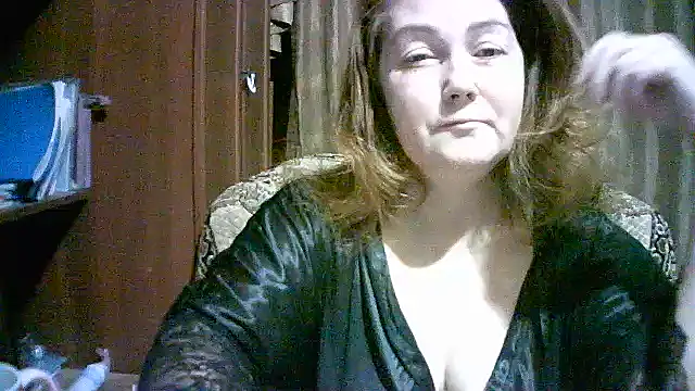 Madame-Butterfly online show from October 28, 2025, 1:21 pm