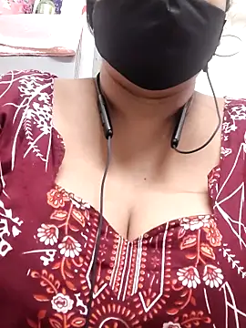 zeepe19 online show from April 1, 2026, 12:35 am