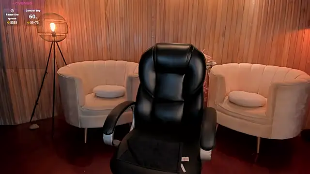 Snapshot of ValeriaRoldanX chatting on October 2, 2025, 4:05 am ValeriaRoldanX online show from October 2, 2025, 4:05 am