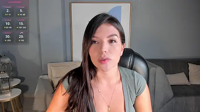 Snapshot of ValeriaRoldanX chatting on March 1, 2026, 5:13 pm ValeriaRoldanX online show from March 1, 2026, 5:13 pm