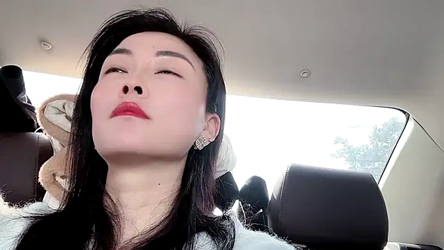 QianF-666 online show from February 27, 2025, 3:29 am