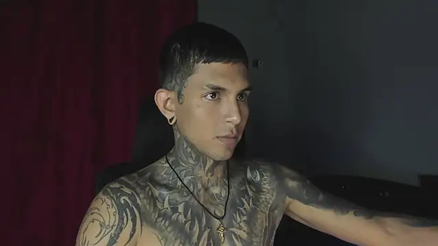 Travistanner 28 online show from March 6, 2026, 10:49 pm