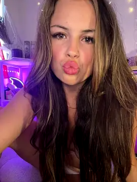 biancasuger online show from September 25, 2025, 9:43 pm