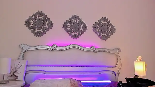 ScarlettDuran online show from September 23, 2025, 7:43 pm