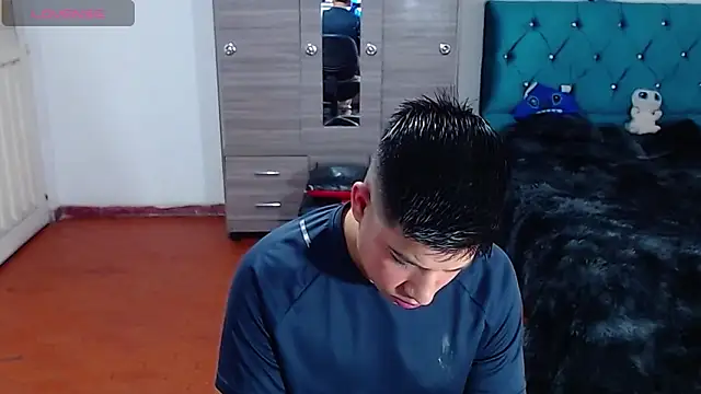 Snapshot of Randy_horny chatting on September 30, 2025, 3:51 pm Randy horny online show from September 30, 2025, 3:51 pm