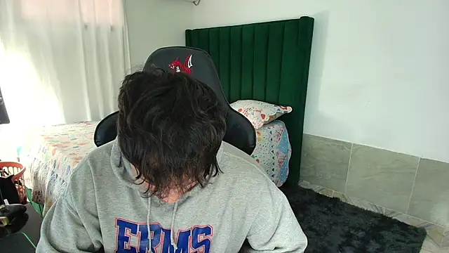 man dur07 online show from March 14, 2026, 8:48 pm