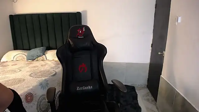 man dur07 online show from November 7, 2025, 8:02 pm