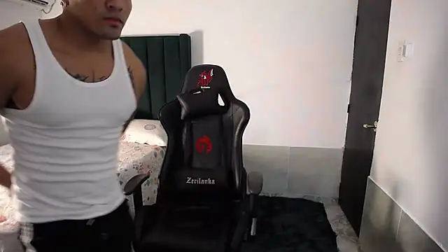 Snapshot of man_dur07 chatting on October 11, 2025, 7:37 pm man dur07 online show from October 11, 2025, 7:37 pm