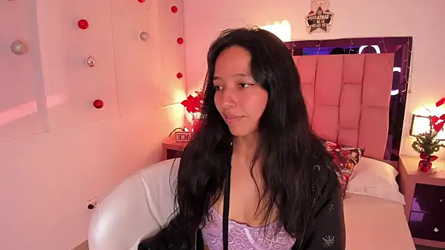 Valery wang online show from December 6, 2024, 10:24 pm