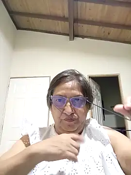 Snapshot of florecita69 chatting on October 4, 2025, 3:08 am florecita69 online show from October 4, 2025, 3:08 am