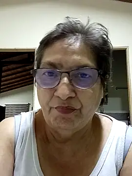 Snapshot of florecita69 chatting on March 21, 2025, 2:18 am florecita69 online show from March 21, 2025, 2:18 am