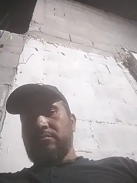 estuker22 online show from September 14, 2025, 4:46 am