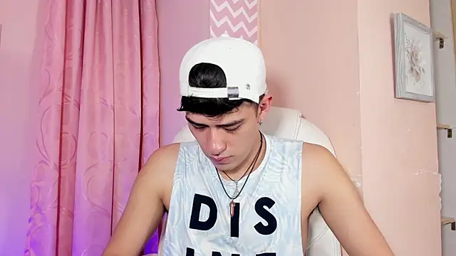 Ryan Clark  online show from January 14, 2025, 8:04 pm