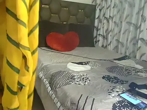 Snapshot of CUTE_princess_143 chatting on September 19, 2025, 4:33 pm CUTE princess 143 online show from September 19, 2025, 4:33 pm