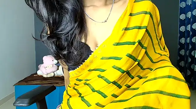 CUTE princess 143 online show from February 4, 2025, 4:39 pm
