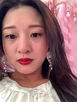 Snapshot of Xiaoli6688 chatting on December 23, 2024, 6:11 am Xiaoli6688 online show from December 23, 2024, 6:11 am