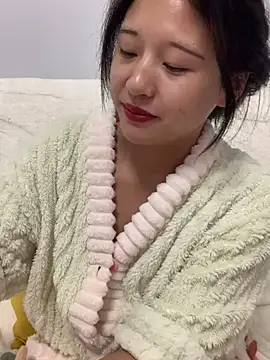 Snapshot of Xiaoli6688 chatting on December 18, 2024, 3:00 pm Xiaoli6688 online show from December 18, 2024, 3:00 pm