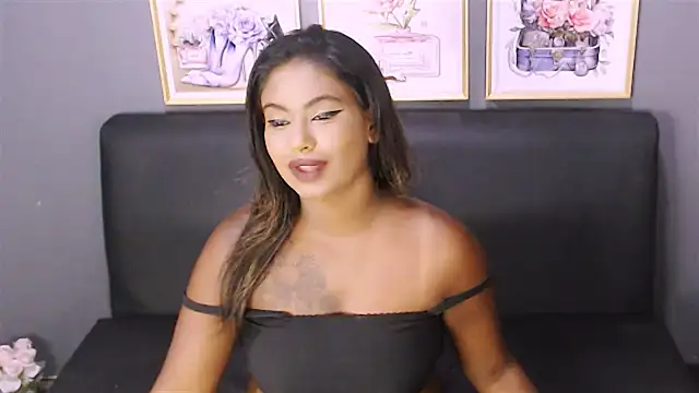 Snapshot of Littleindianmilf chatting on January 9, 2025, 8:45 am Littleindianmilf online show from January 9, 2025, 8:45 am