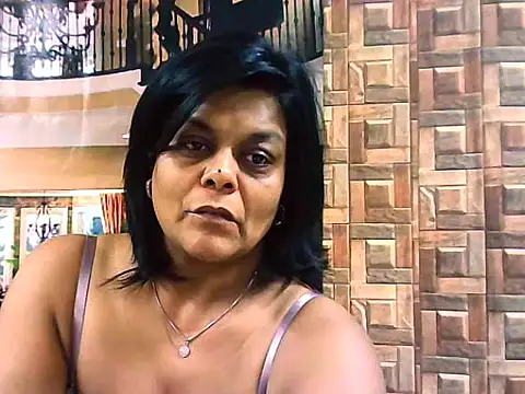 indianCherryPie online show from October 6, 2025, 5:41 am