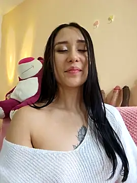 Snapshot of Selena_blake chatting on March 4, 2025, 9:32 pm Selena blake online show from March 4, 2025, 9:32 pm