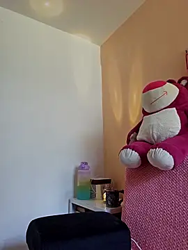 Snapshot of Selena_blake chatting on March 3, 2025, 5:31 pm Selena blake online show from March 3, 2025, 5:31 pm